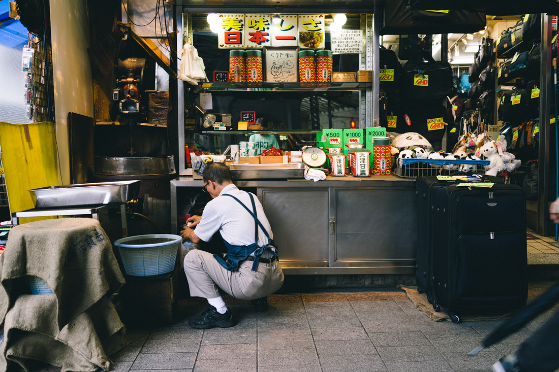 Getting ready to pump out street food.