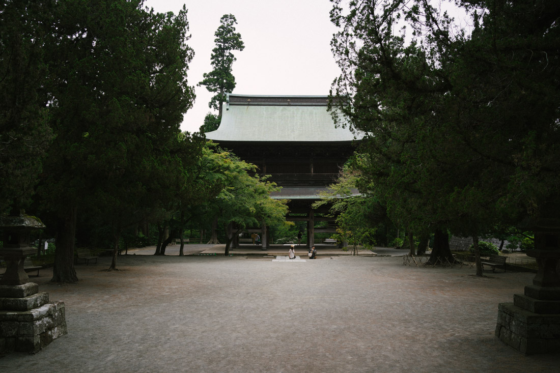 Sanmon, the main gate to Engaku-ji.