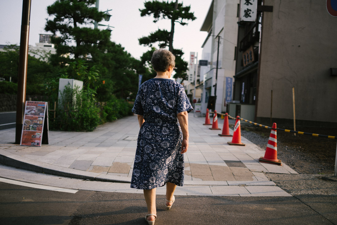 Heading down to the beach.