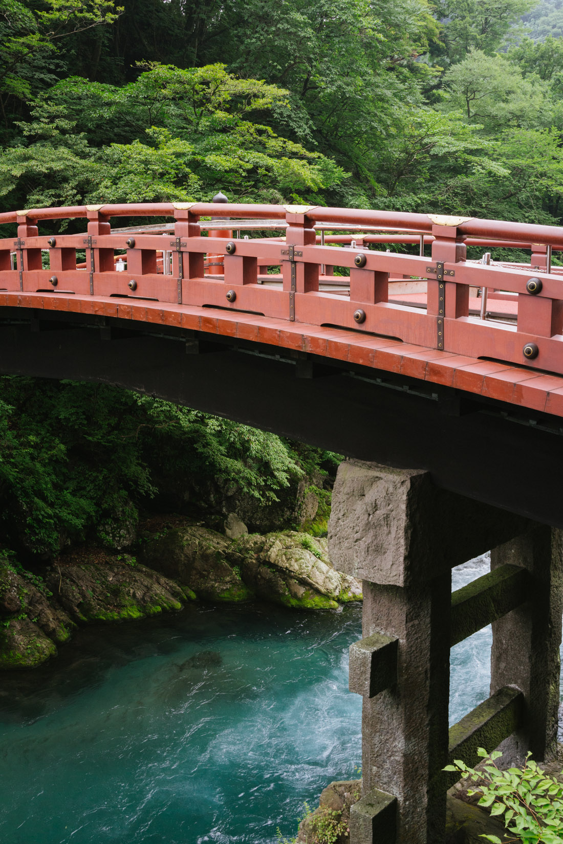Shinkyo bridge up close.