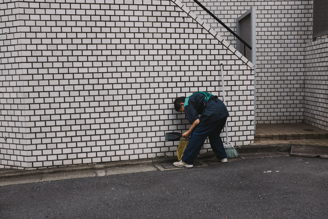 Tokyo is an amazingly clean city even though there are million of people, mainly because everyone does their part