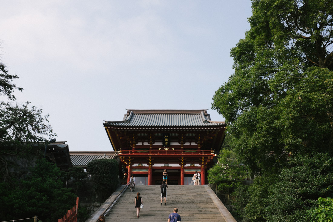 Tsurugaoka Hachimangu on top of a hill.