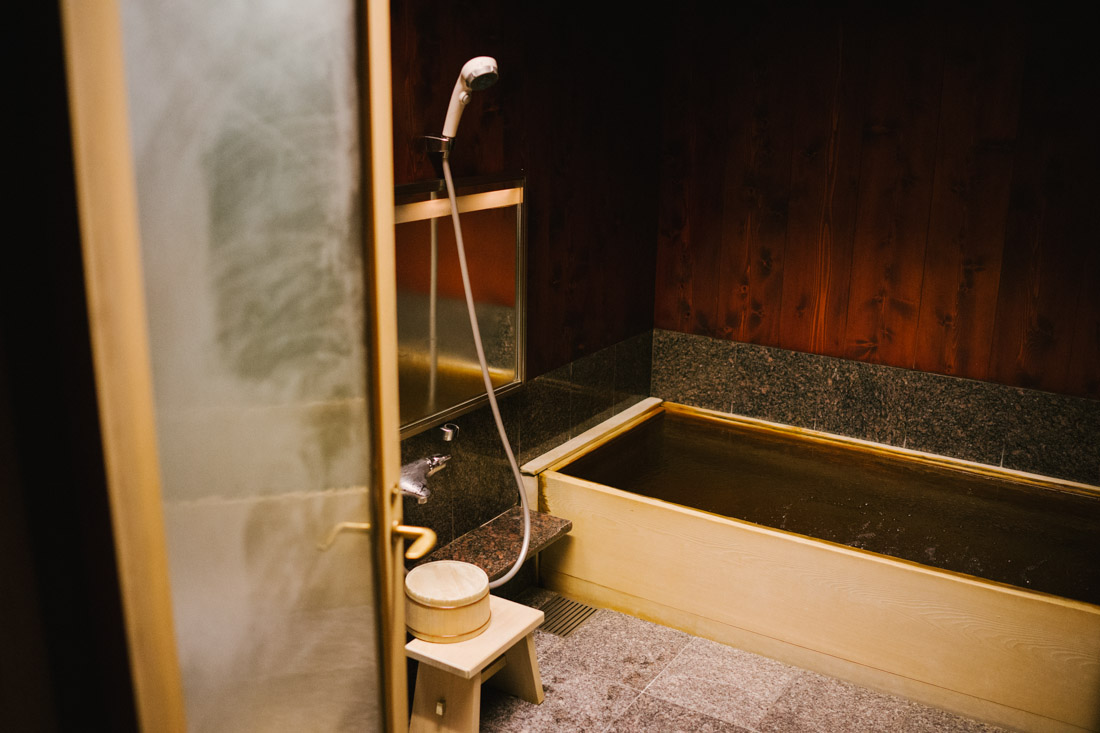 The bath is always very hot, around 40 degrees Celsius.